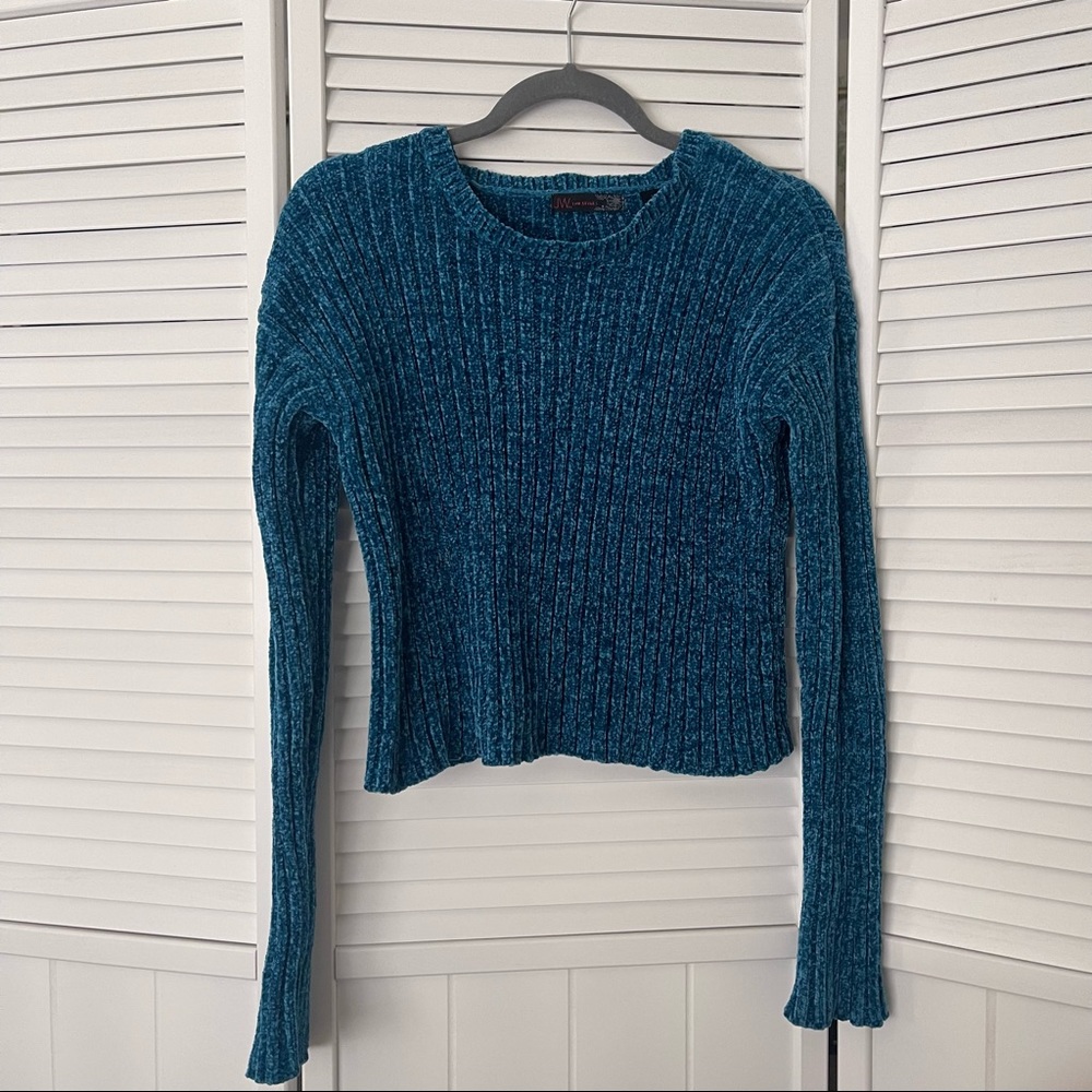JW (JW Style) super soft blue cropped sweater